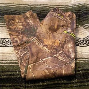 Men’s Under Armour hunting pant